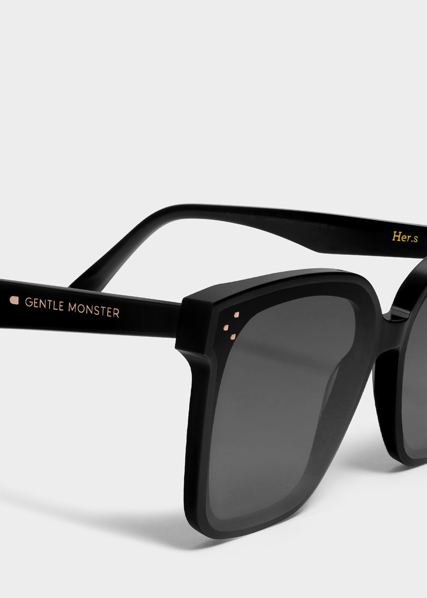 HER-01 Small Sunglasses LEISURE CENTER