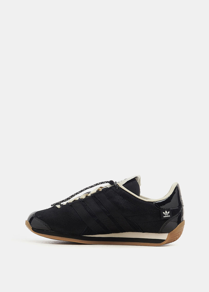 Core Black Country OG SFTM-004 Sneakers