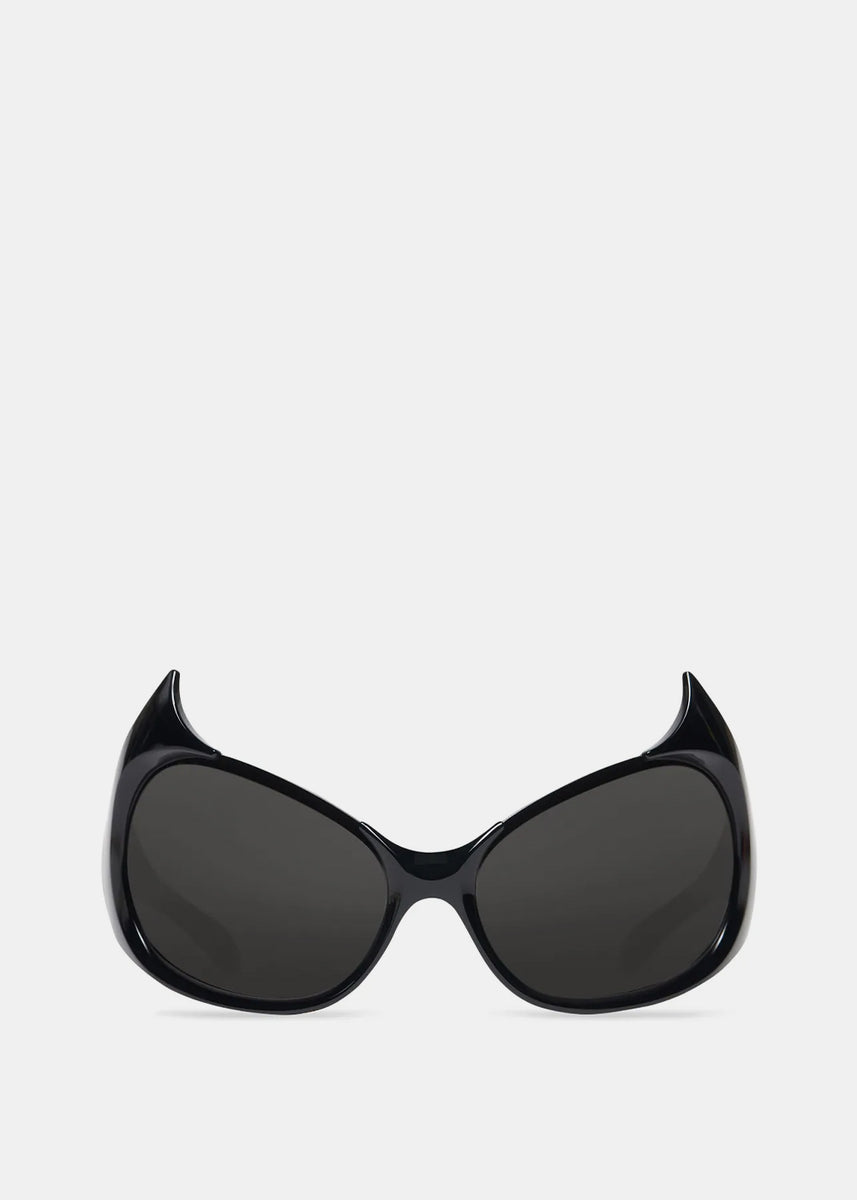 Black Gotham Cat Sunglasses | LEISURE CENTER