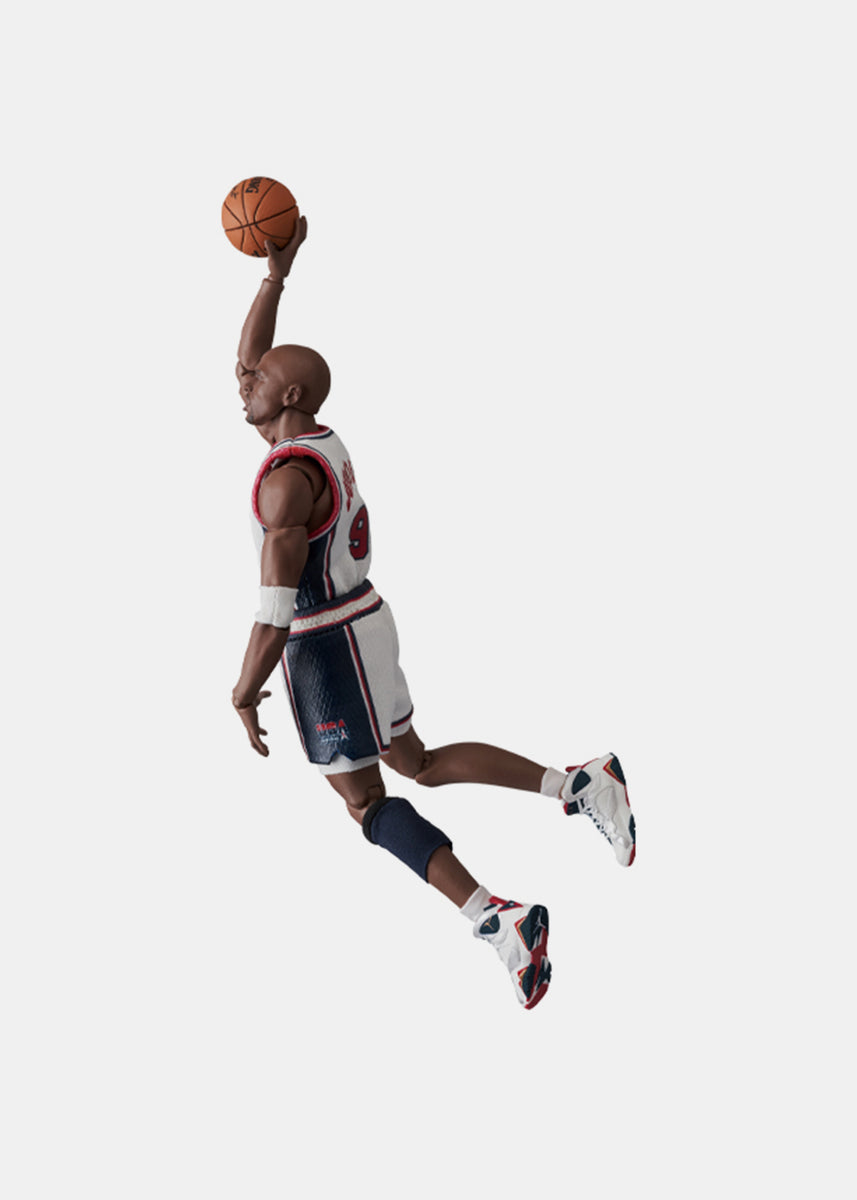 Michael Jordan MAFEX Action Figure | LEISURE CENTER