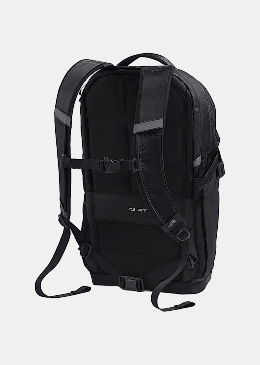 Black Recon Backpack | LEISURE CENTER